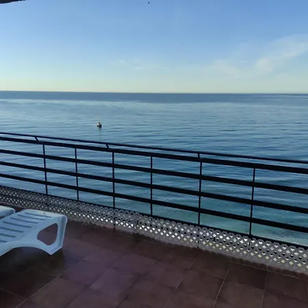 In First Line Apto 8-6 Apartamento