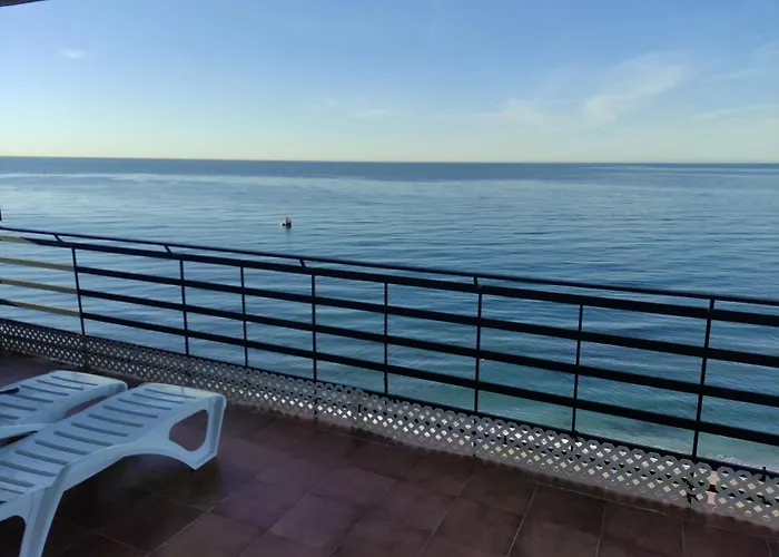 In First Line Apto 8-6 Apartament